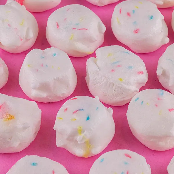 Freeze Dried Taffy Frosted Cupcake (Case 12 - RRP £4.99)